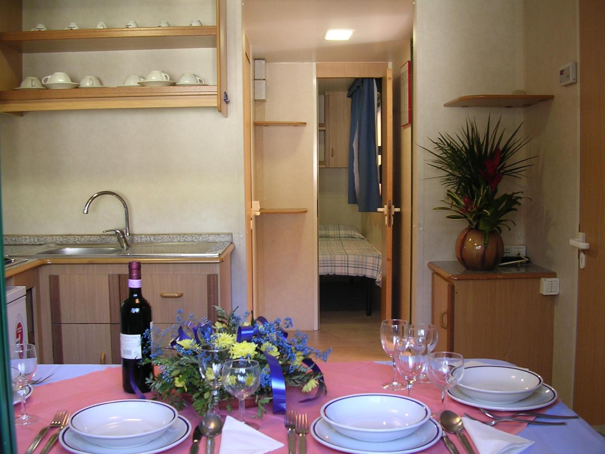 Holiday Center Valdor คาวัลลิโน-เตรปอร์ติ ภายนอก รูปภาพ