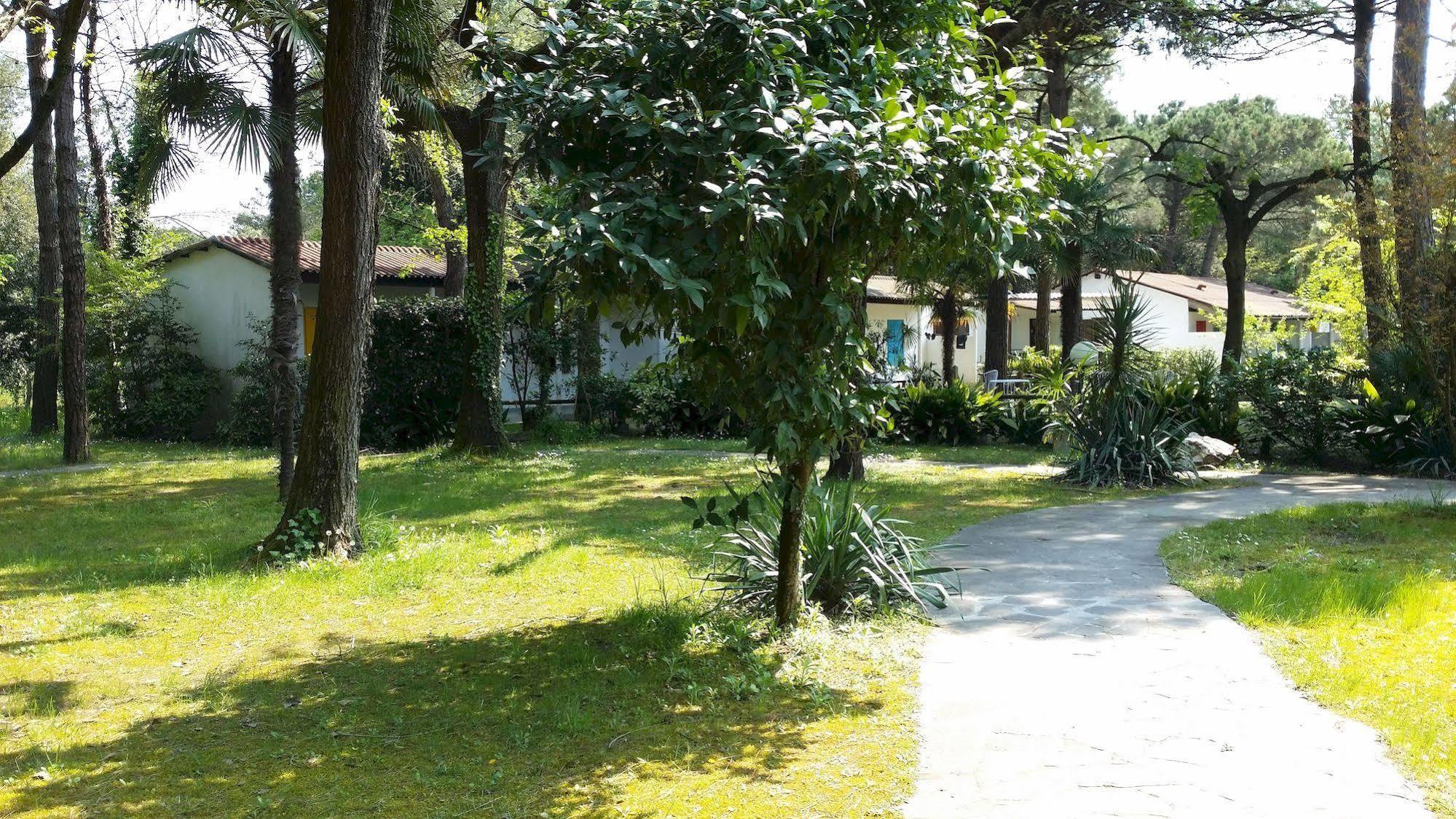 Holiday Center Valdor คาวัลลิโน-เตรปอร์ติ ภายนอก รูปภาพ