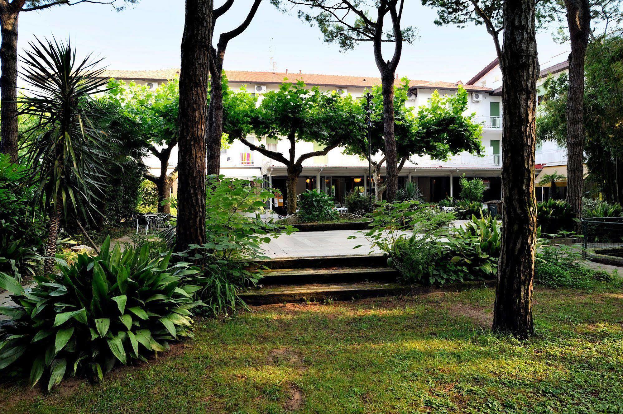 Holiday Center Valdor คาวัลลิโน-เตรปอร์ติ ภายนอก รูปภาพ