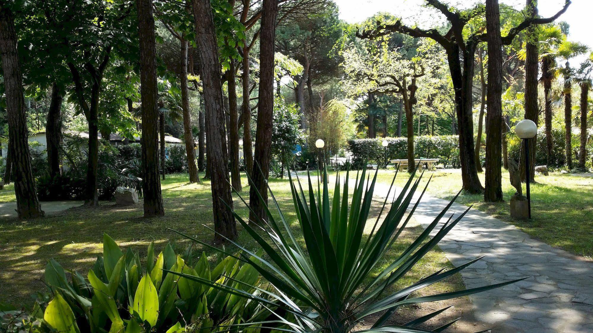 Holiday Center Valdor คาวัลลิโน-เตรปอร์ติ ภายนอก รูปภาพ